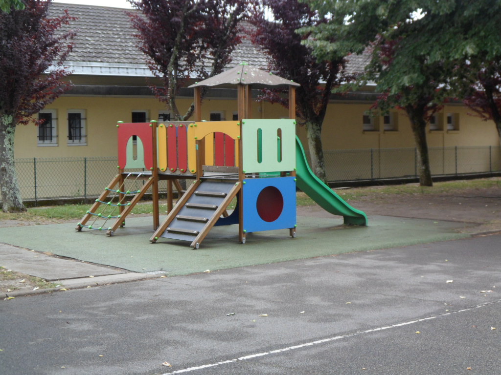 Photo JEAN MOULIN (MATERNELLE)